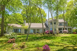125 Woodruff Ave, Narragansett, RI 02882 - Photo 33