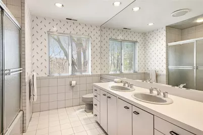 125 Woodruff Avenue, Narragansett, RI 02882 - Photo 29