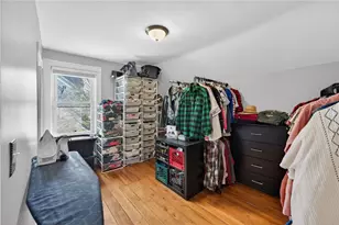 256 Vermont Ave, Providence, RI 02905 - Photo 17