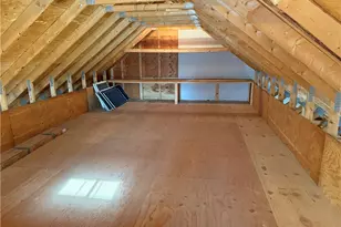 55 Lindy Ave, East Providence, RI 02915 - Photo 27