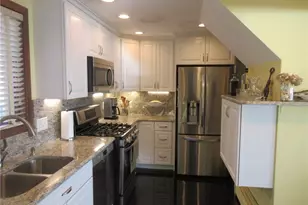 160 Col John Gardner Rd, Narragansett, RI 02882 - Photo 5
