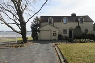 160 Col John Gardner Rd, Narragansett, RI 02882 - Photo 3