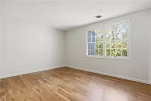 375 Angell Rd, North Providence, RI 02904 - Photo 23