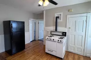 52 Canton St, Providence, RI 02908 - Photo 3