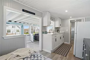 64 Burnside Ave, Narragansett, RI 02882 - Photo 9