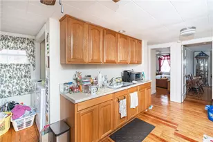 48 Providence St, Woonsocket, RI 02895 - Photo 19