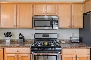 27 Streamview Dr, Cumberland, RI 02864 - Photo 7
