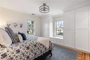 21 Bedlow Ave, Newport, RI 02840 - Photo 17