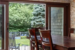 258 Woodridge Dr, North Kingstown, RI 02874 - Photo 17
