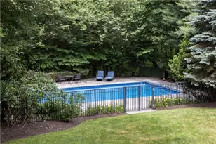 258 Woodridge Dr, North Kingstown, RI 02874 - Photo 43