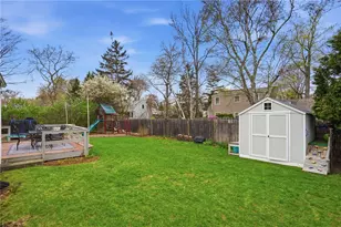 19 Salisbury Rd, Barrington, RI 02806 - Photo 27