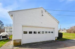 10 Brayton Rd, Tiverton, RI 02878 - Photo 27