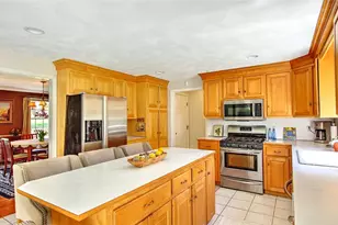 235 Holly Hills Ln, North Kingstown, RI 02874 - Photo 7