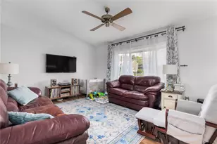 11 Nichole Ln, Coventry, RI 02816 - Photo 9