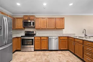 3524 W Shore Rd, Warwick, RI 02886 - Photo 5