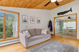 27 Old Meadow Ln, Cumberland, RI 02864 - Photo 5