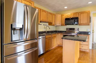 190 Charlotte Dr, Warwick, RI 02818 - Photo 9