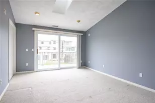 190 Charlotte Dr, Warwick, RI 02818 - Photo 17