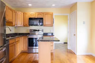 190 Charlotte Dr, Warwick, RI 02818 - Photo 11
