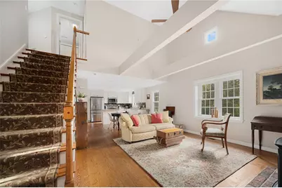 318 Sutton Street, Uxbridge, MA 01569 - Photo 5