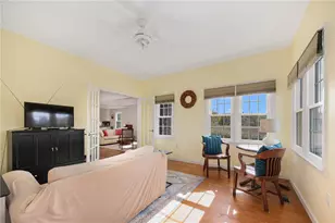 318 Sutton St, Uxbridge, MA 01569 - Photo 13