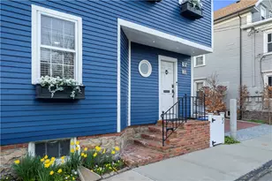 33 Marsh St, Newport, RI 02840 - Photo 13