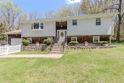 4 Clark Road, Smithfield, RI 02917 - Photo 3