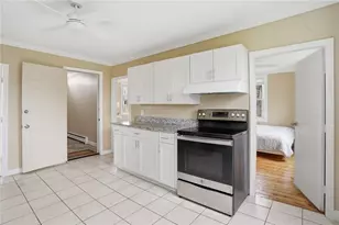 48 Constitution St, Bristol, RI 02809 - Photo 3