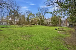 48 Constitution St, Bristol, RI 02809 - Photo 9