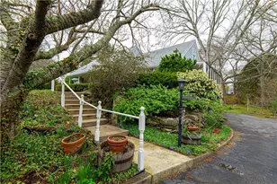 929 Greenville Ave, Smithfield, RI 02828 - Photo 3