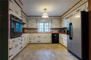 929 Greenville Ave, Smithfield, RI 02828 - Photo 17