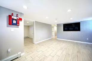 80 Pitman St, Providence, RI 02916 - Photo 7