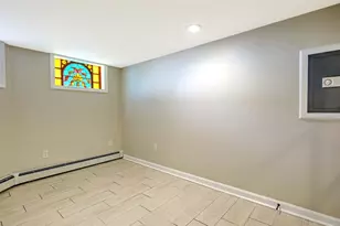 80 Pitman St, Providence, RI 02916 - Photo 23