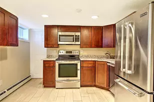80 Pitman St, Providence, RI 02916 - Photo 17