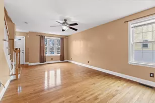 515 Pleasant St, Pawtucket, RI 02860 - Photo 11