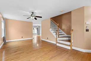 515 Pleasant St, Pawtucket, RI 02860 - Photo 9