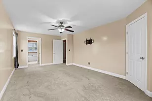 515 Pleasant St, Pawtucket, RI 02860 - Photo 27