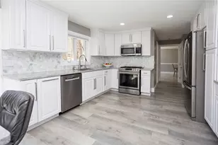 10 Arbor Way, East Greenwich, RI 02818 - Photo 9