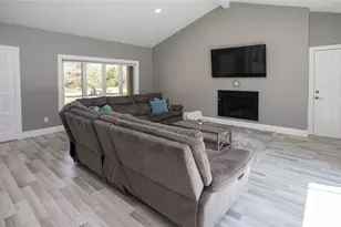 10 Arbor Way, East Greenwich, RI 02818 - Photo 5