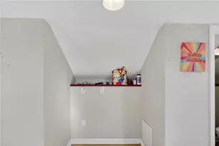 9 Cobb St, East Providence, RI 02914 - Photo 41