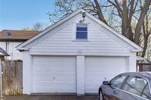 9 Cobb St, East Providence, RI 02914 - Photo 45