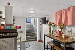 9 Cobb St, East Providence, RI 02914 - Photo 17