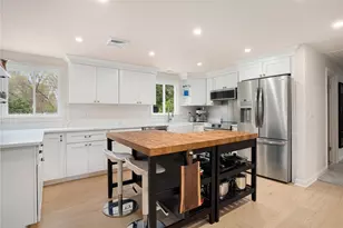 628 County Rd, Barrington, RI 02806 - Photo 7