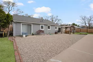 628 County Rd, Barrington, RI 02806 - Photo 33