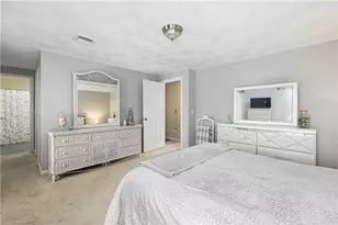 102 Canning St, Cumberland, RI 02864 - Photo 21