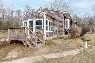 982 Wordens Pond Rd, South Kingstown, RI 02879 - Photo 3