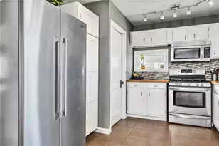434 Grand Ave, Pawtucket, RI 02861 - Photo 7