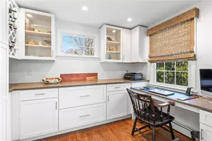 20 Briarfield Rd, Barrington, RI 02806 - Photo 15