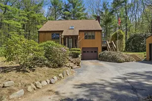 35 Fanning Ln, Smithfield, RI 02828 - Photo 3
