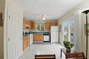 140 Beacon Park Dr, East Providence, RI 02915 - Photo 13
